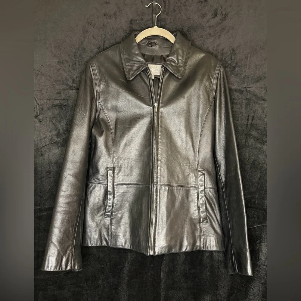 Wilsons Leather Shiny Black Jacket with Faux Fur Trim - Picture 2 of 7